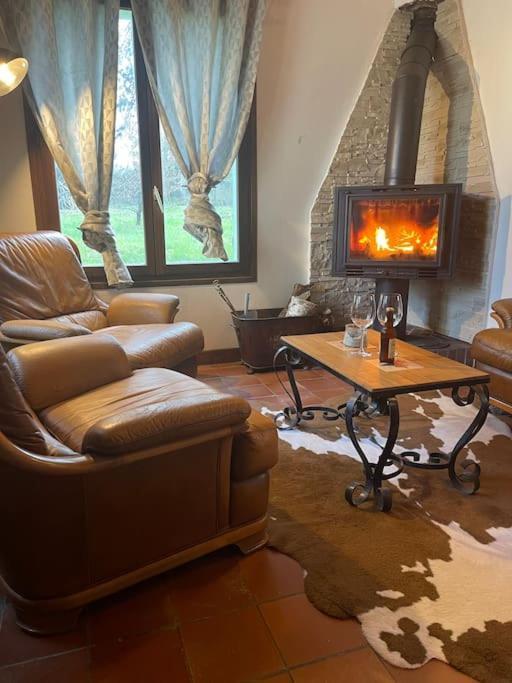 Les Reculons Au Pied Du Ferienhaus Les Midoux